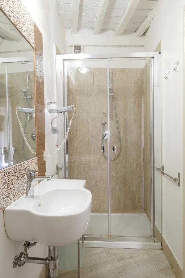 La Boheme Suite With Ac And Wifi 卢卡 外观 照片